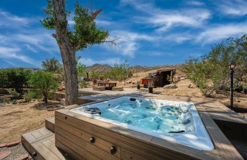 Joshua Tree House | @ Marbella Lane - The Wine Mine Desert Escape