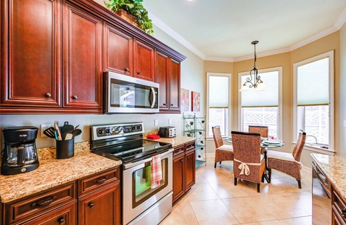 Marco Island House | Marco Island Home w/Private Pool: 3 Mi Beach!