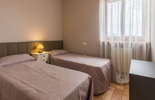 Mondavio Apartment | Margherita apartment in Agriturismo Villa Beatrice, 15 minutes from the beach