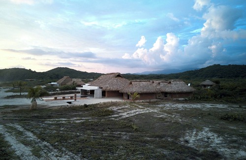 Barra de Colotepec House | Mariana 1 , beach front home