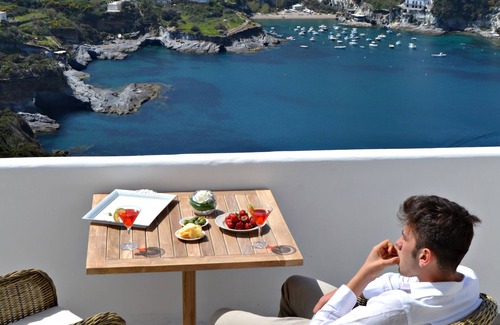 Le Forna Apartment | Maridea Ponza - Le Alcove sul mare Deluxe Suites with breathtaking views