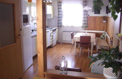 Marianska Apartment | Marie+Pavla - Seven Bedroom Apartment, Sleeps 16
