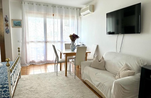 Aprilia Marittima Apartment | Marina Bay View Apartment