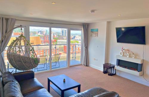 Castle Apartment | Marina Breeze