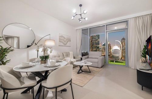 Dubai Marina Apartment | Marina Horizon by LIV High Floor 1BR, For 5 Guests, Dual Gyms & Marina View