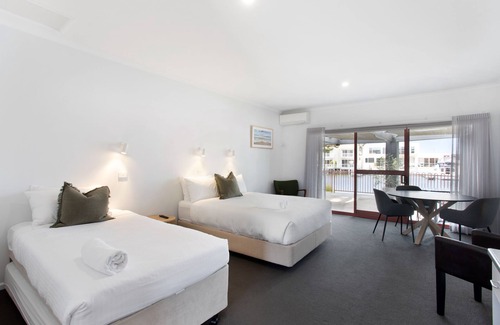 Paynesville Hotel | Mariners Cove at Paynesville Motel & Apartments