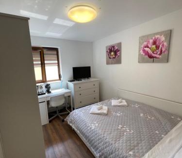 Otopeni Apartment | Marisah Residence #8