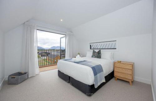 Wanaka House | Marjon Peak Retreat Wanaka