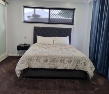 Kingaroy Villa | Markwell 2Bed 2Ensuite Villas Kingaroy