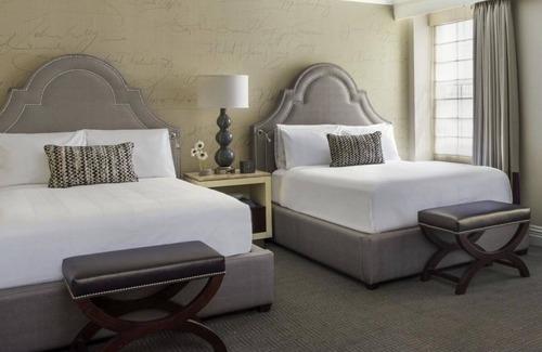 Dupont Circle House | Marriott MayflowernnImmerse yourself in modern elegance in the heart of D.C.