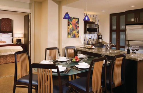 Las Vegas Villa | Marriott's Grand Chateau Las Vegas. Spectacular! 2.5 miles to Allegiant Stadium