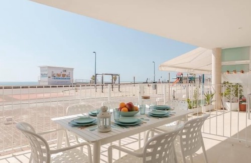Puzol Apartment | Marsalada - Front line beach apartment with sea view