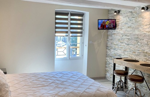 Les Grands Carmes Apartment | MarseilleCity - Superior Apartment 3