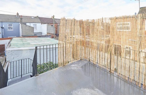 Redcar Apartment | Marshlands