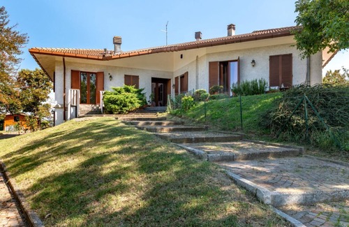 Lubiana Apartment | Martorano Peaceful Apartment! x4 near Parma