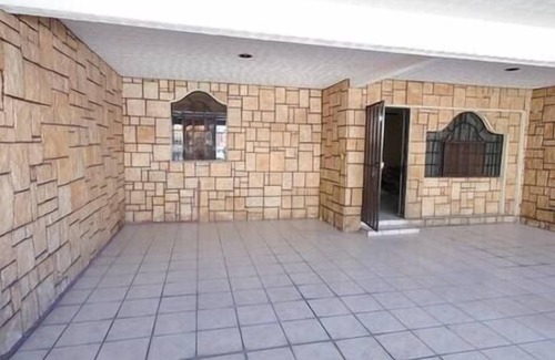 Guadalajara Municipality House | Marvelous 4-bedroom house in Tlaquepaque, Guadalajara next Forum Mall