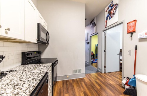 Downtown St. Louis Apartment | MARVELOUS - Team House