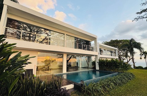 Senggigi Villa | Marvelous villa with bautifull sunset view in lombok