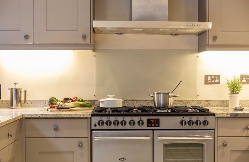 Bath House | Marvelously warm and stylish house that sleeps 6 on 3 separate floors - parking for 2 cars