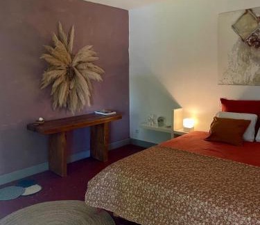 Cabannes Bed & Breakfast | Mas carita