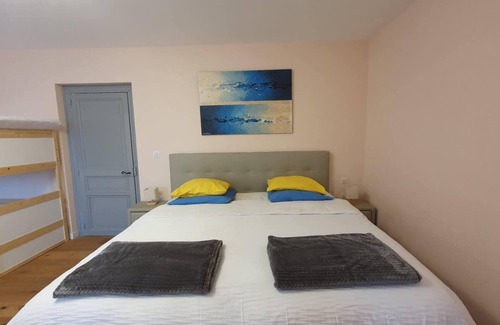 Le Pouget Other | Mas with pool in an educational farm