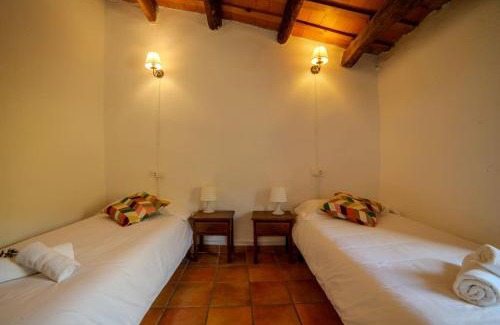 Sant Iscle de Vallalta House | Masia Can Castellar