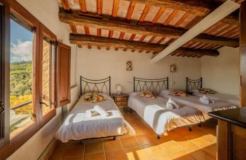 Sant Iscle de Vallalta House | Masia Can Castellar