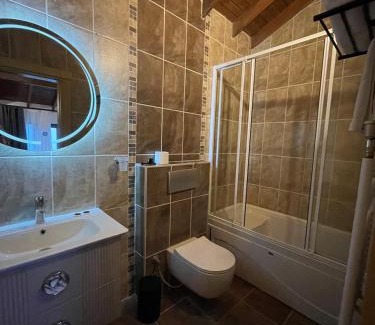 Kestel Hotel | Masklavi