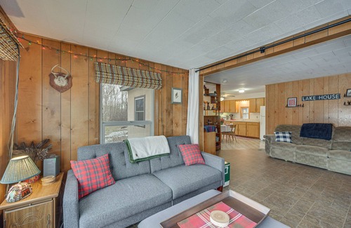Mason Cabin | Mason Cabin w/Private Dock on Marengo Lake!