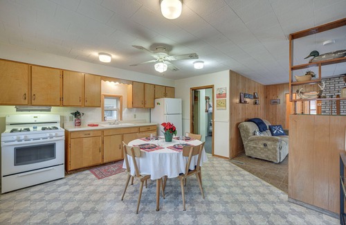 Mason Cabin | Mason Cabin w/Private Dock on Marengo Lake!