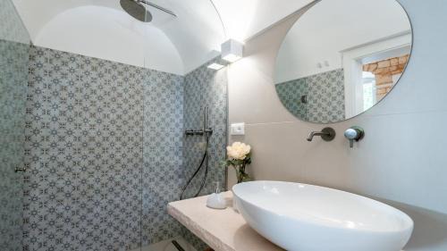 Cozzana Villa | Masseria Profilo 8, Emma Villas