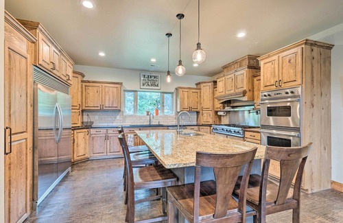 Peck House | Massive Peck Home w/Woods & Creek to Explore