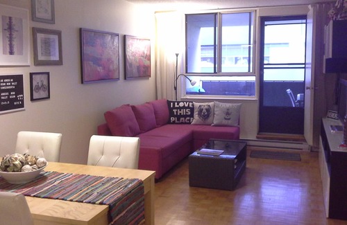 Niagara Apartment | Master Bedroom, Downtown, Fashion District, Bathurst/King