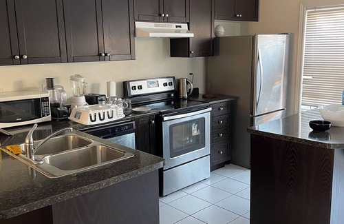 Brampton House | Master Bedroom with Private Washroom. Free Parking!