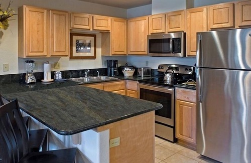 Four O'Clock Resort | Master Unit, Beautiful Luxury Ski in, Ski Out Resort