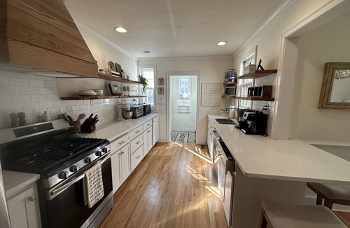 Forest Hills House | MASTERS home just 2.5 mi to Augusta National! 7 min walk to Forest Hills Course