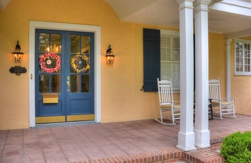 Forest Hills House | Masters Rental- 2.5 mi from course! 4 Bd/3 Ba