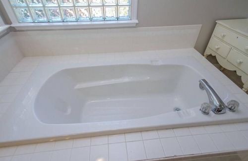 Martinez House | Master’s Rental-Gated Neighborhood