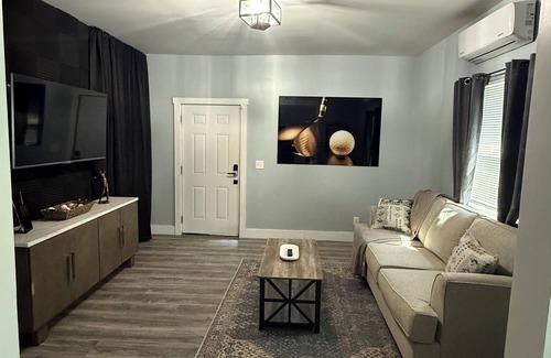 Central Oklahoma City House | Masters Retreat + 2HRS Private Golf Lounge