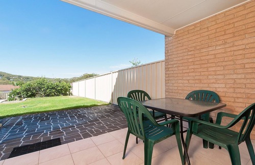 Nelson Bay Apartment | Matador Flat - Pet Friendly Accommodation - Close to CBD