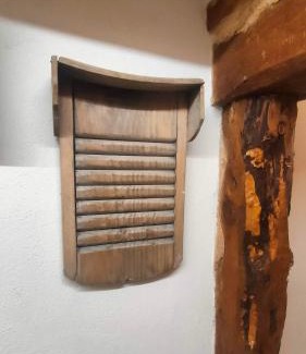 Pradena House | Matandrino