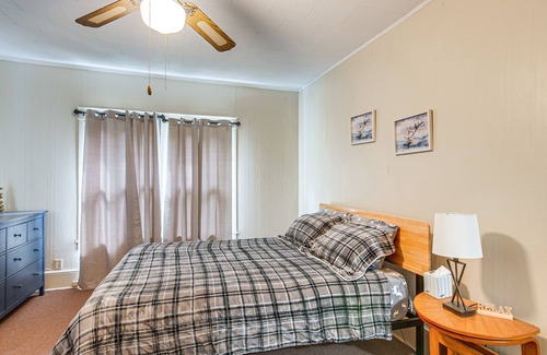 Matewan House | Matewan Vacation Rental Near Devil Anse Trail!