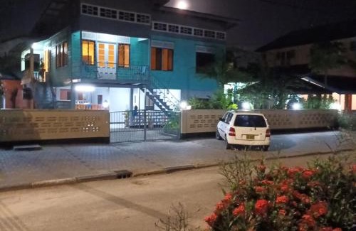 Paramaribo Apartment | Max Garden and Pool