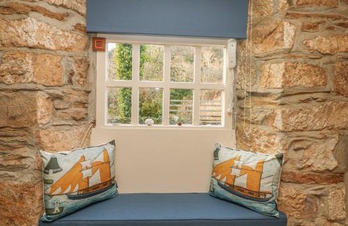 Pentewan House | May Cottage