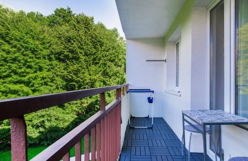 Kamienny Potok Apartment | Mazowiecka 30C/5, 3 Bedrooms, Balcony