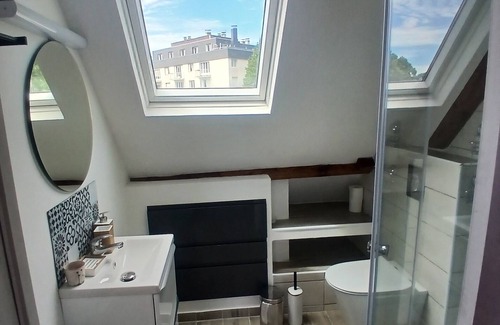 Herouville-Saint-Clair Apartment | Mbine Senghore