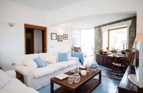 Ischia Porto Villa | "Mbriacate' e Sole" at 5 minutes from the beach!