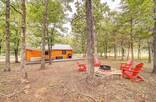 Blocker Cabin | McAlester Vacation Rental w/Private Hot Tub