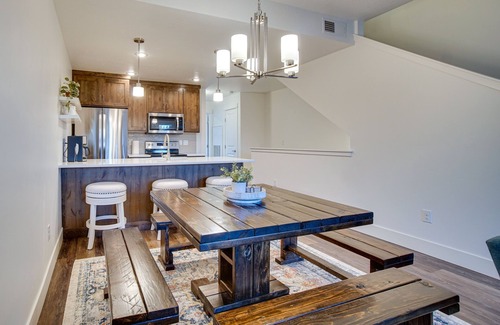 McCall Condo | McCall Vacation Rental w/Private Balcony & Grill!