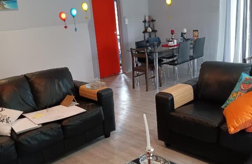 Cowes House | McKenzie road home